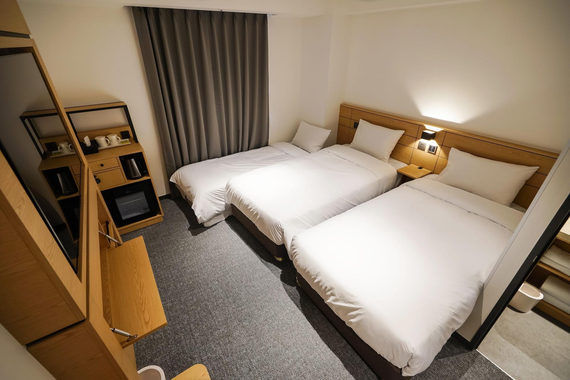 Henn Na Myeongdong 4* Seul