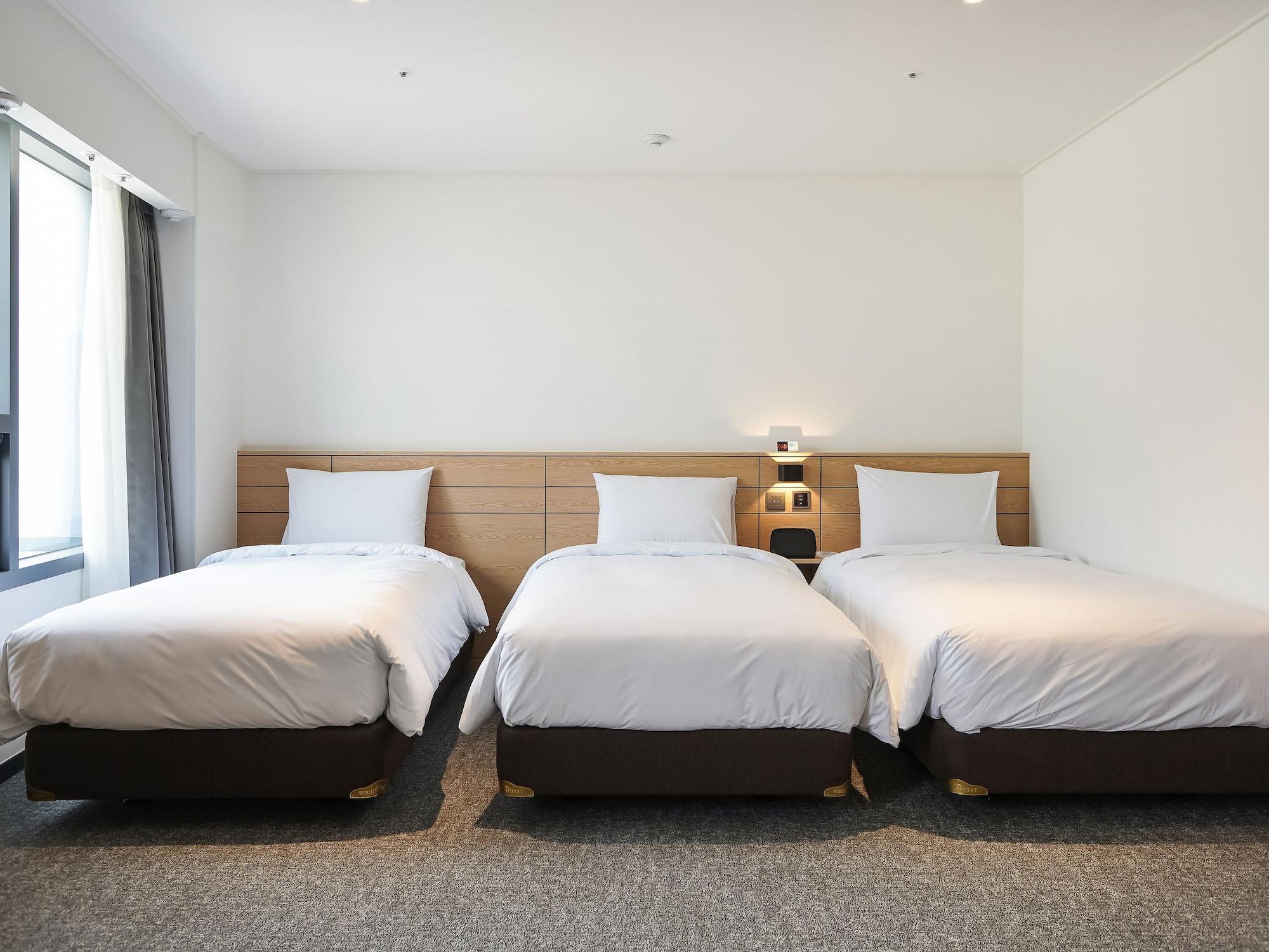 Henn Na Myeongdong 4* Seul