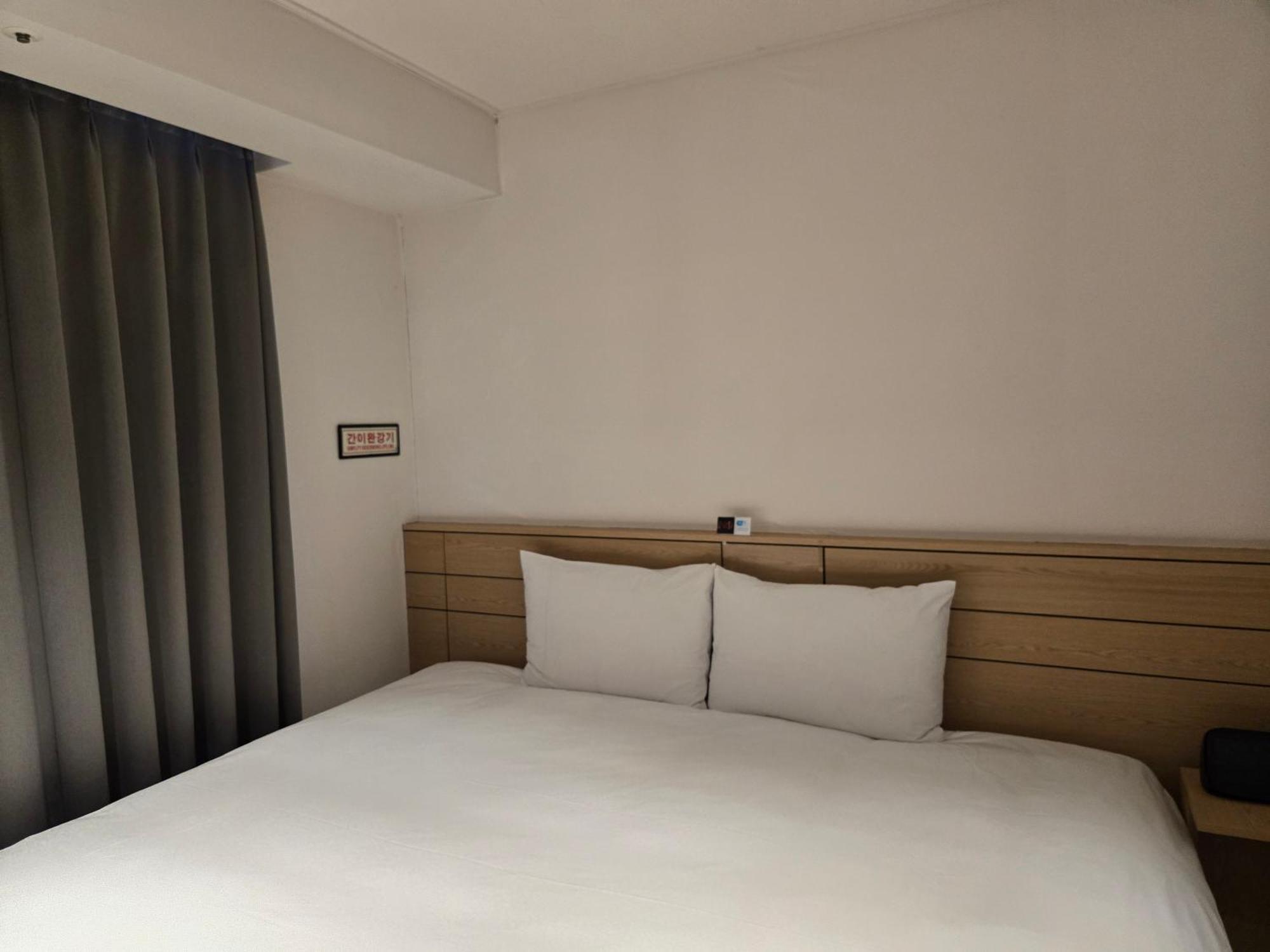 Henn Na Myeongdong Hotel